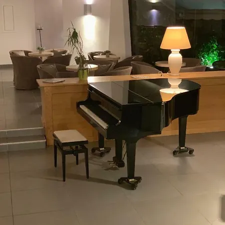 Domaine De L'oriu Otel