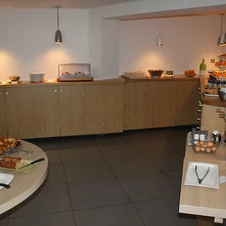 Domaine De L'oriu Otel 3*