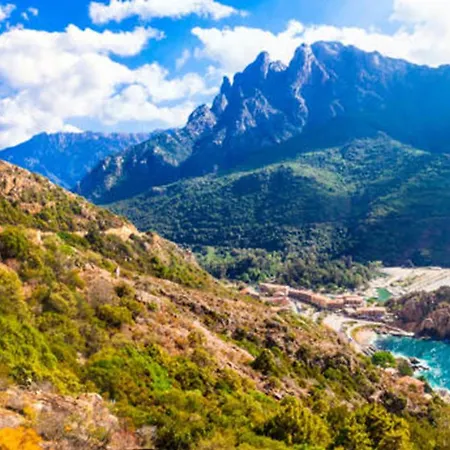 Domaine De L'oriu Hotel 3*