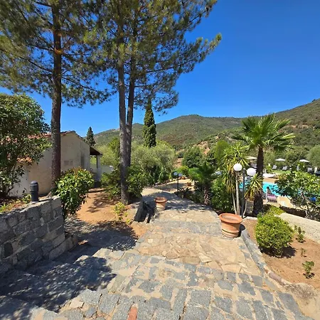 Domaine De L'oriu Hotel