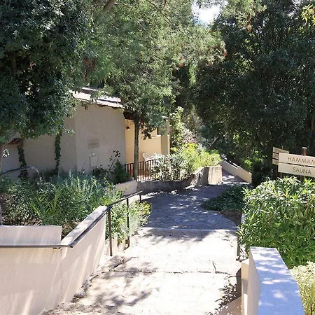 Domaine De L'oriu Hotel 3*