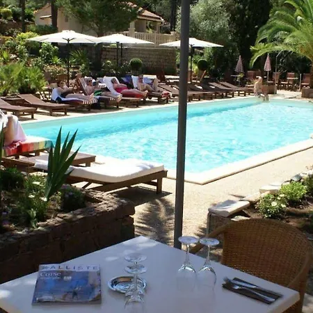 Domaine De L'oriu 3* Serriera (Corsica)