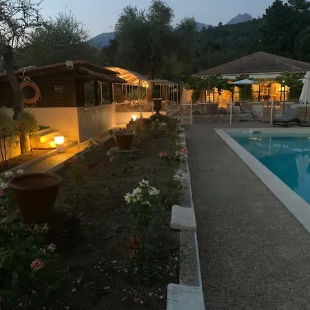 Domaine De L'oriu 3*