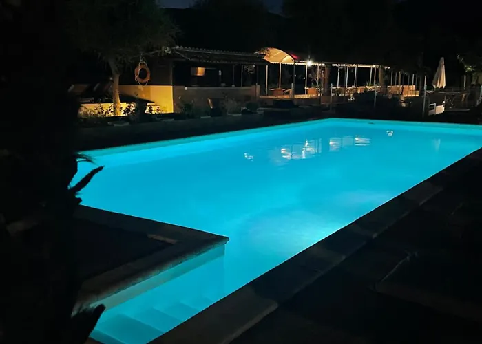 Domaine De L'oriu 3* Serriera (Corsica)