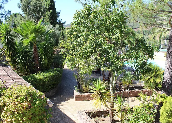 Domaine De L'oriu 3* Serriera (Corsica)