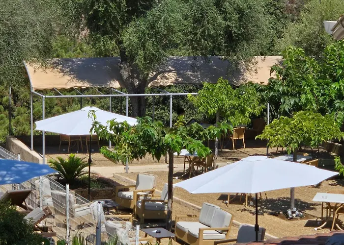 Domaine De L'oriu Serriera (Corsica)