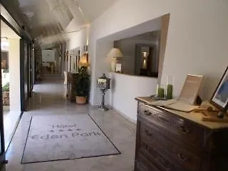 Hotel Domaine De L'oriu 3*