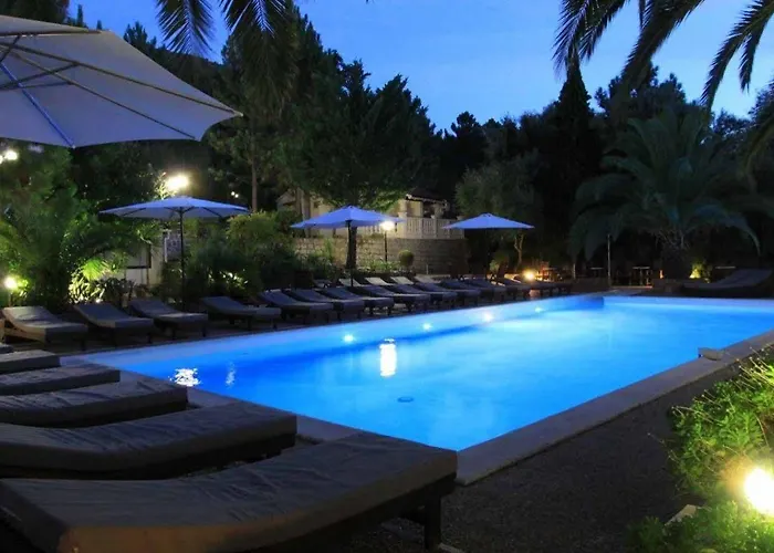 Domaine De L'oriu Hotel