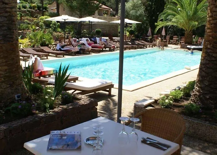 Domaine De L'oriu 3* Serriera (Corsica)