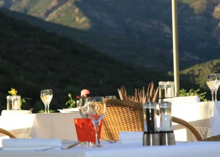 Domaine De L'oriu Serriera (Corsica)