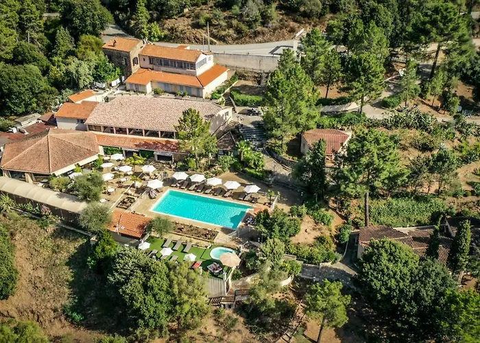 Hotel Domaine De L'oriu 3*